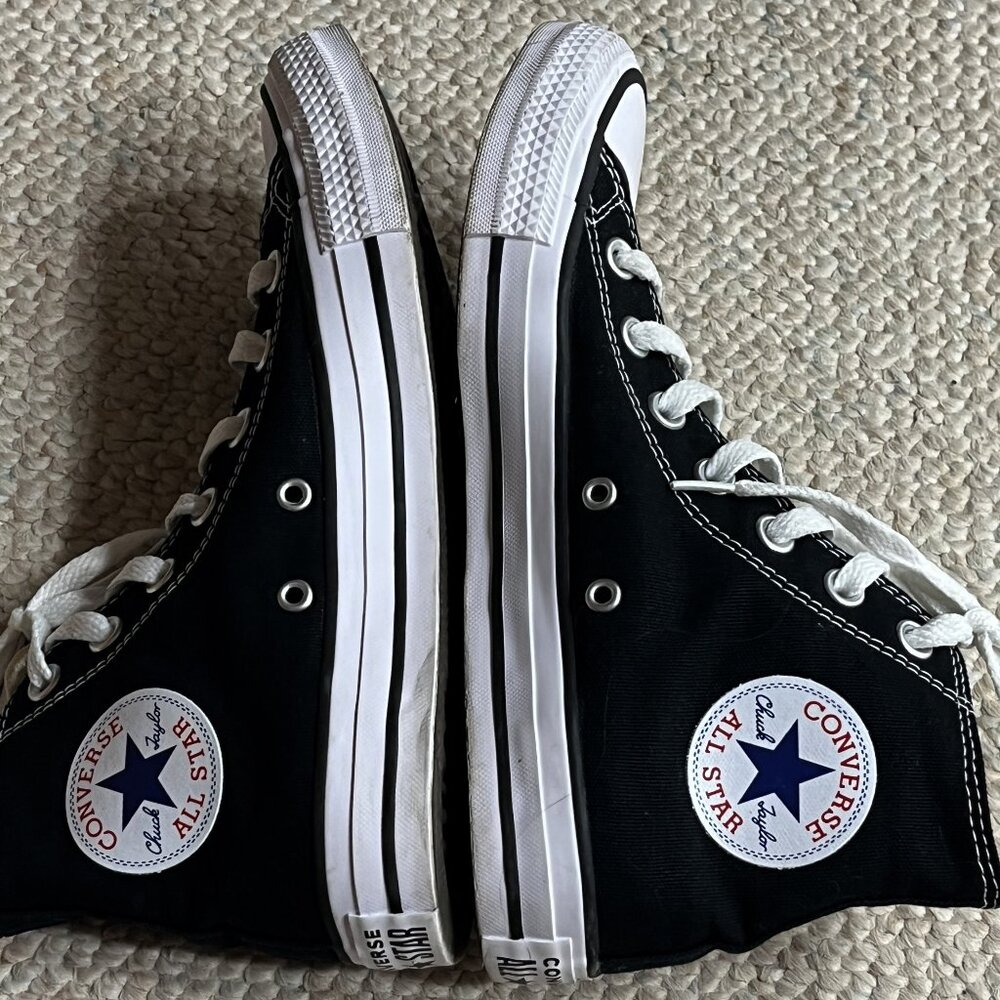 Converse All Star Chuck Taylor Women's Size 7.5 Black High Top Sneakers Shoes - Picture 3 of 10